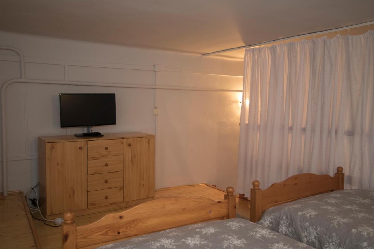 Belvarosi Vintage Apartman A Setaloutcan Miskolc Luaran gambar