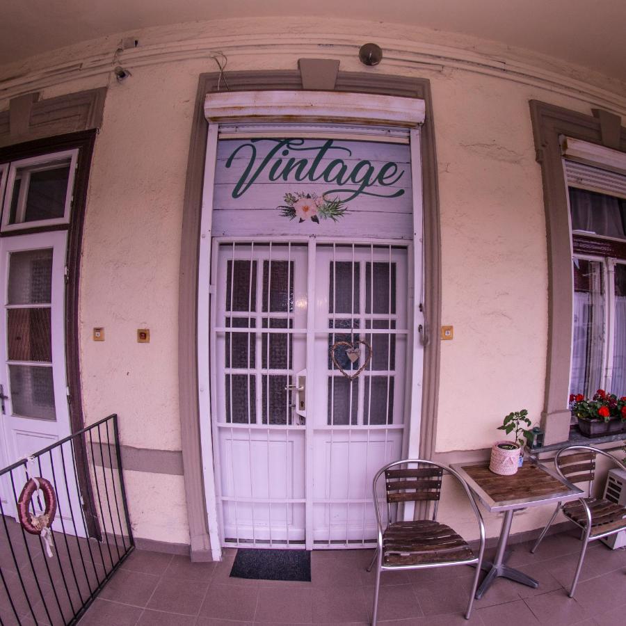 Belvarosi Vintage Apartman A Setaloutcan Miskolc Luaran gambar